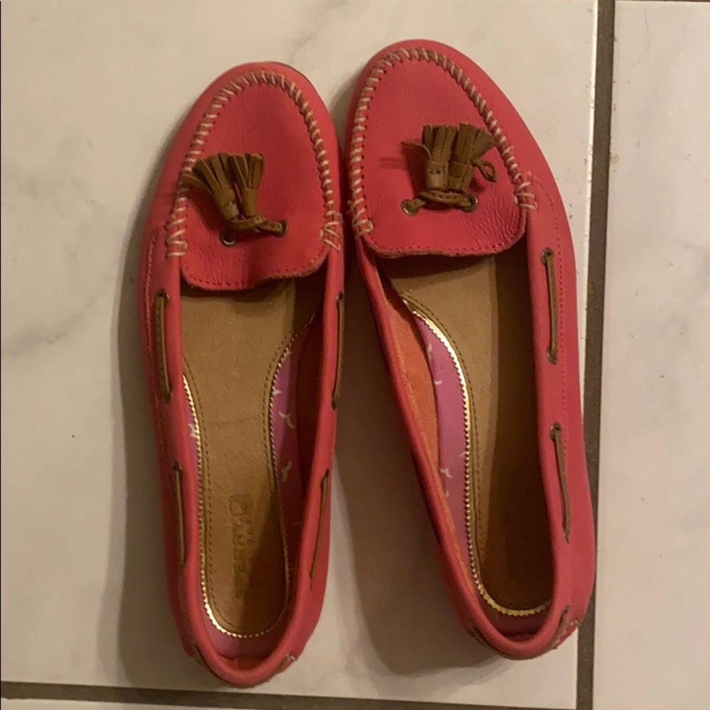 Beautiful Sperry bright pink loafers
